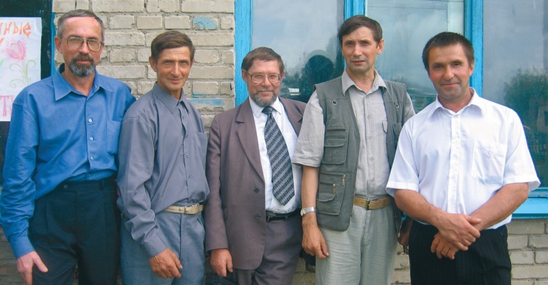 Файл:Зиновьевы Владимир, Георгий, Василий, Виталий, Пётр.jpg